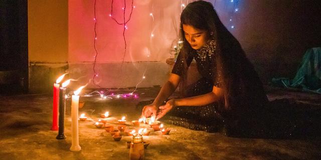 Shopify Predicts $11.8 Bn Online Sales in India&#8217;s Festive Shopping Season