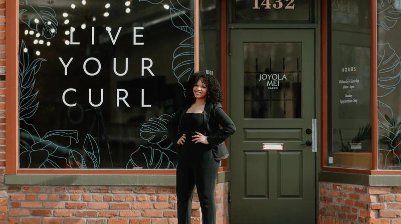 Designing an eco-luxury salon online and on Mainstreet