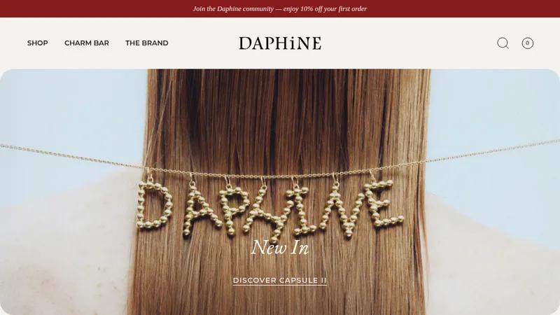 SHOP DAPHINE